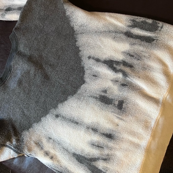 Ombré pullover - Picture 3 of 3